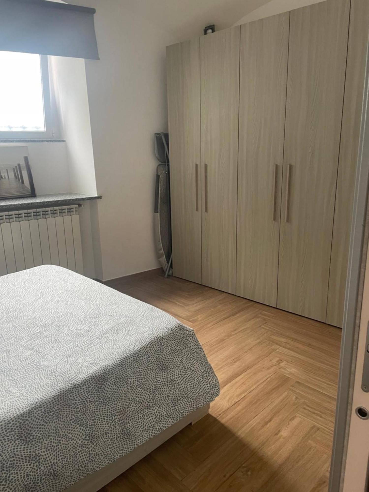 Elle'S House Apartment Savona Luaran gambar